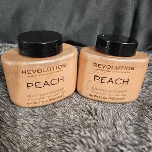 Makeup Revolution Peach Baking Powder Duo